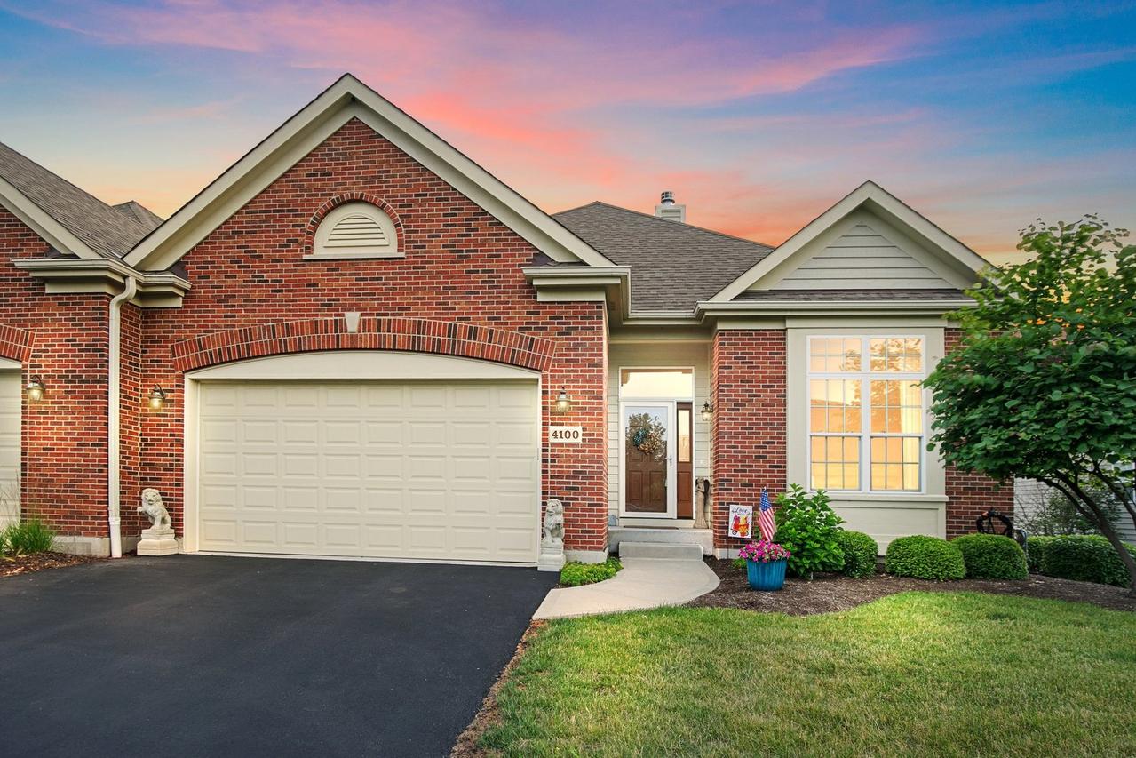 4100 Coyote Lakes Cir., Lake In The Hills, IL 60156