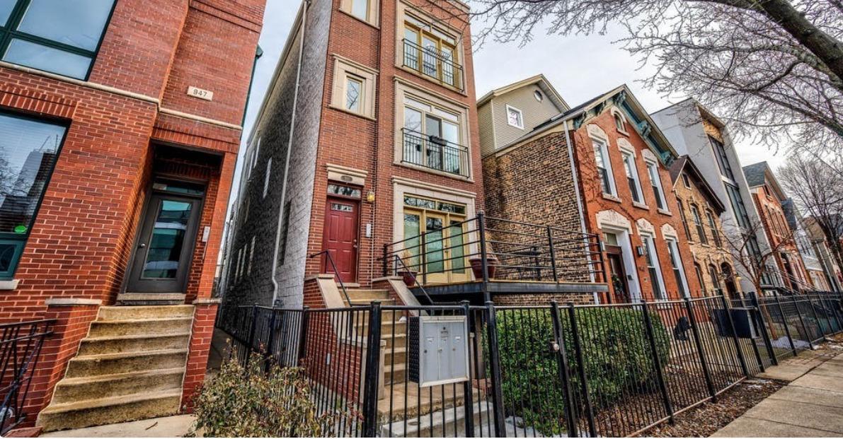 945 N Honore St. #1, Chicago, IL 60622