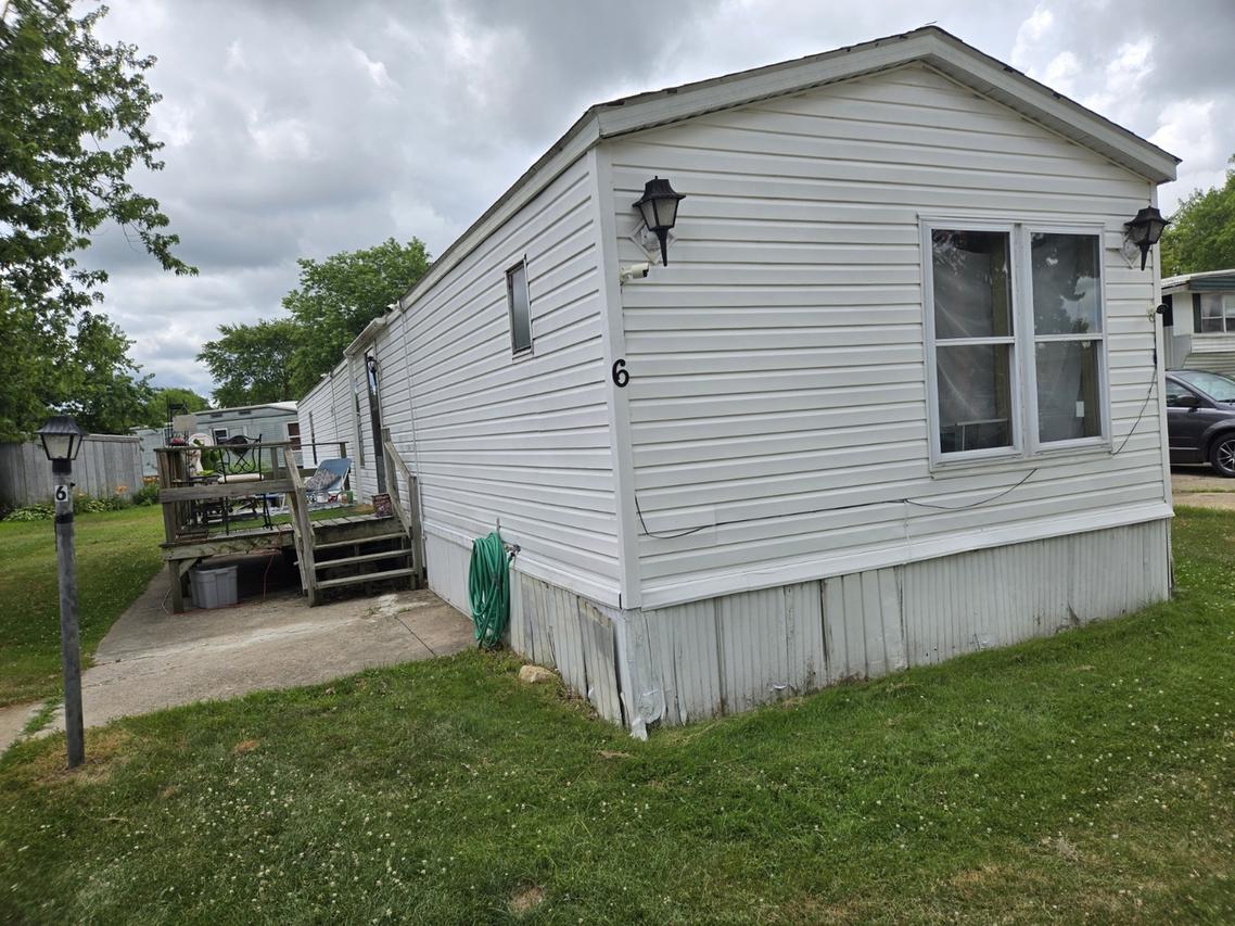 6 Churchill Dr., Coal City, IL 60416