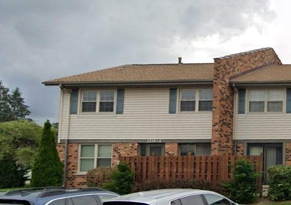 7318 Winthrop Way #4, Downers Grove, IL 60516