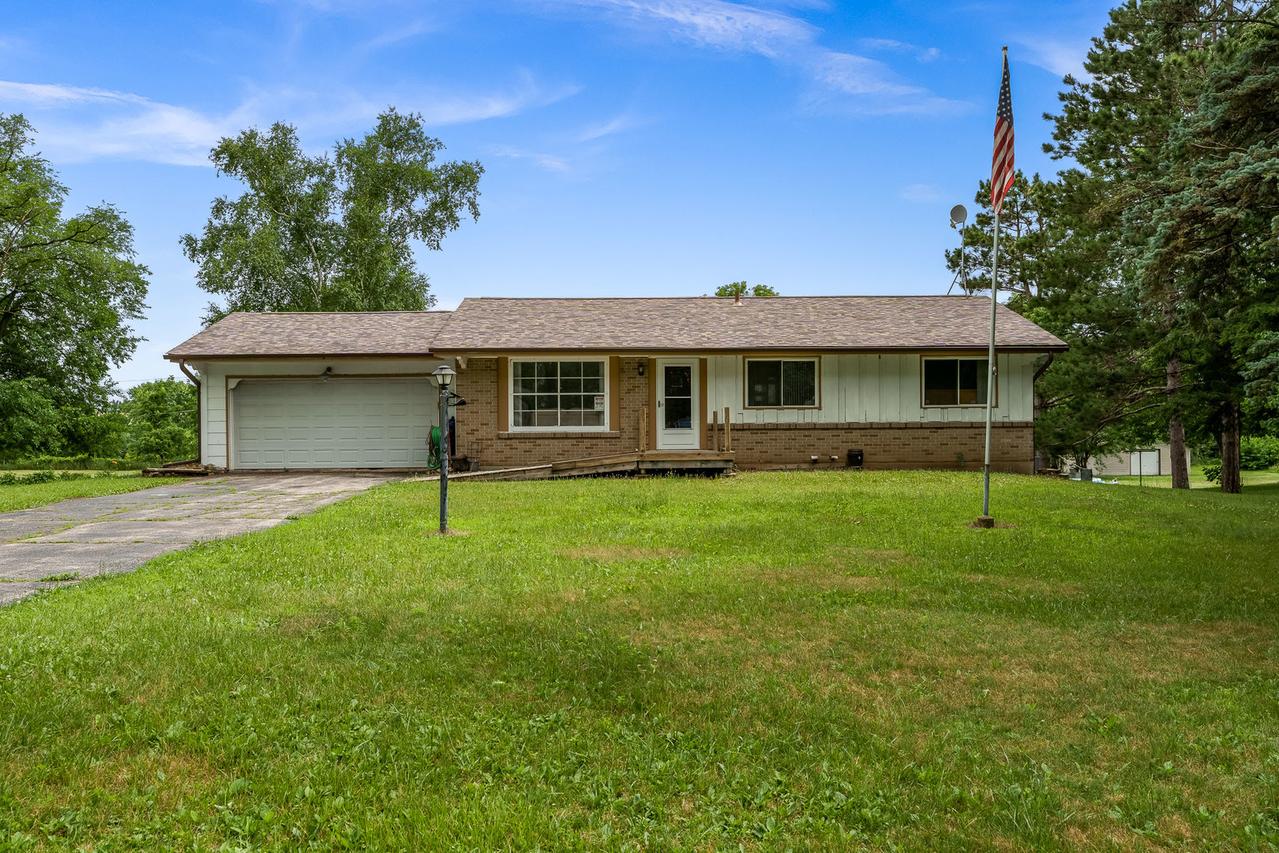 6650 Happy Acres Rd., Rockford, IL 61101