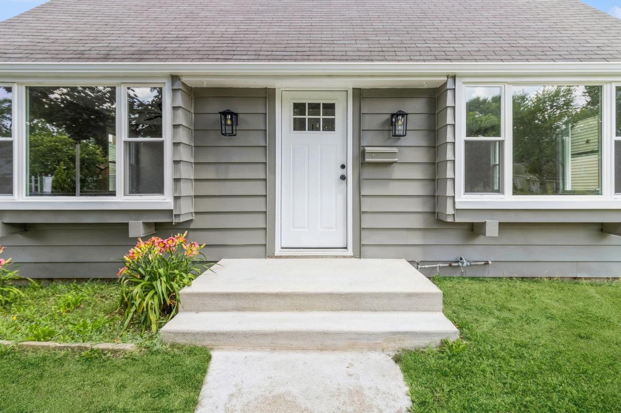9934 Herrick Ave., Franklin Park, IL 60131