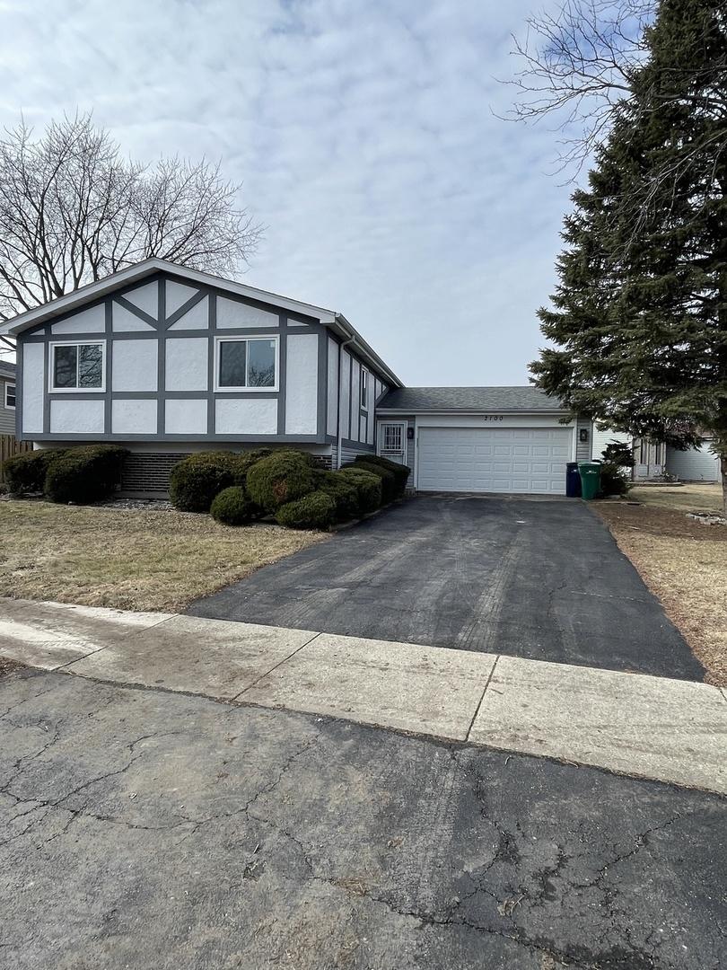 2100 Lloyd Ave., Lombard, IL 60148