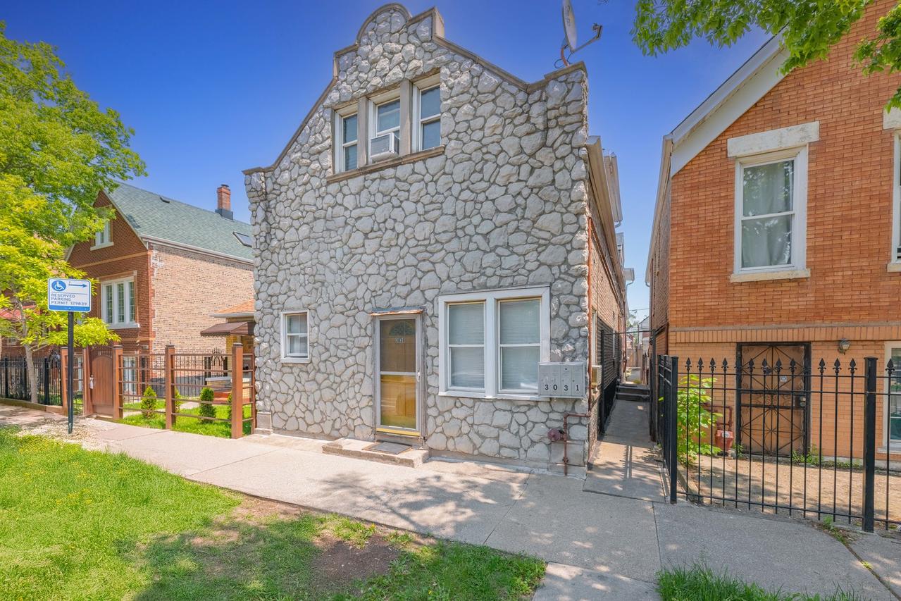 3031 S Central Park Ave., Chicago, IL 60623