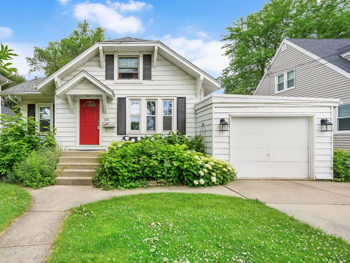 421 E Indiana St., Wheaton, IL 60187