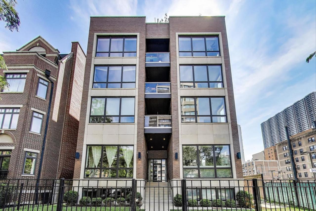 6157 N Kenmore Ave. #1N, Chicago, IL 60660