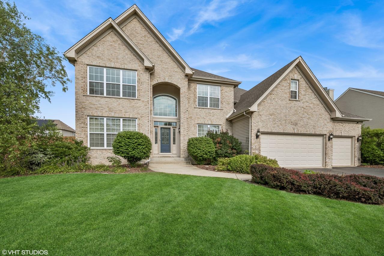 1755 Goldsboro Ln., Crystal Lake, IL 60014