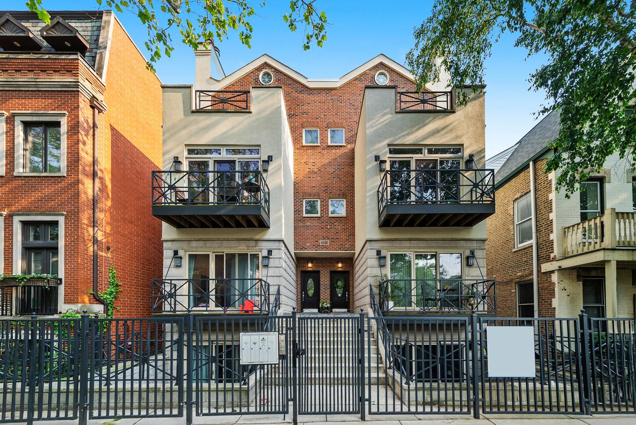 2031 W Saint Paul Ave. #2W, Chicago, IL 60647