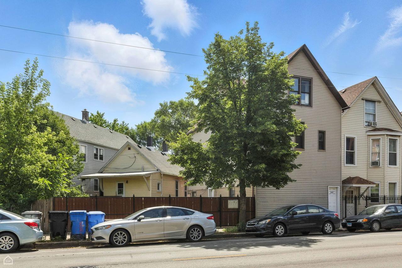 2121 N California Ave., Chicago, IL 60647