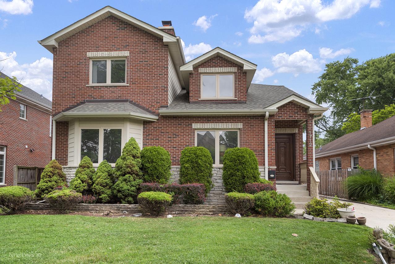 1712 Woodland Ave., Park Ridge, IL 60068