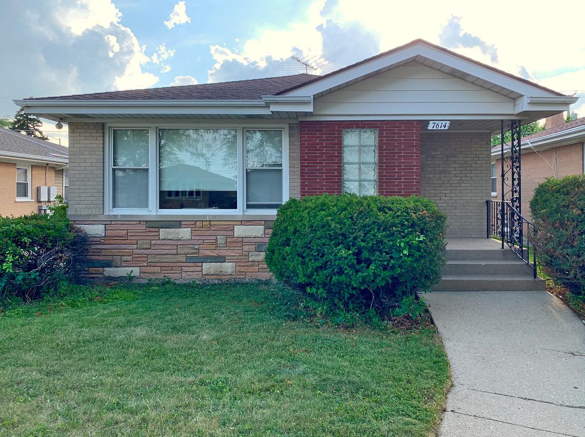 7614 N Neva Ave., Niles, IL 60714