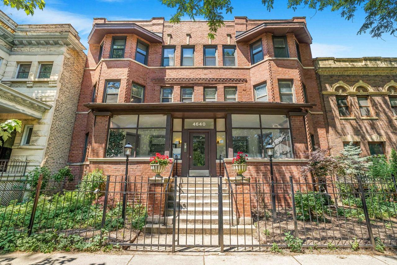 4640 N Kenmore Ave. #2S, Chicago, IL 60640