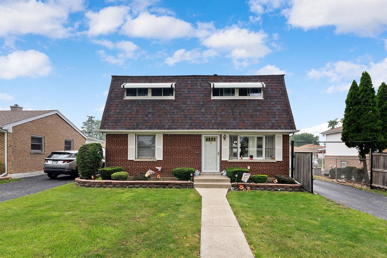 10608 Moody Ave., Chicago Ridge, IL 60415