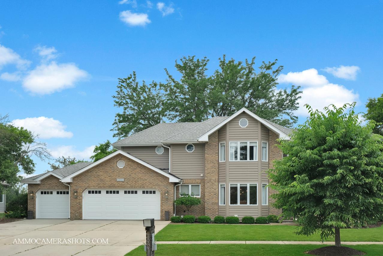 3901 White Eagle Dr., Naperville, IL 60564