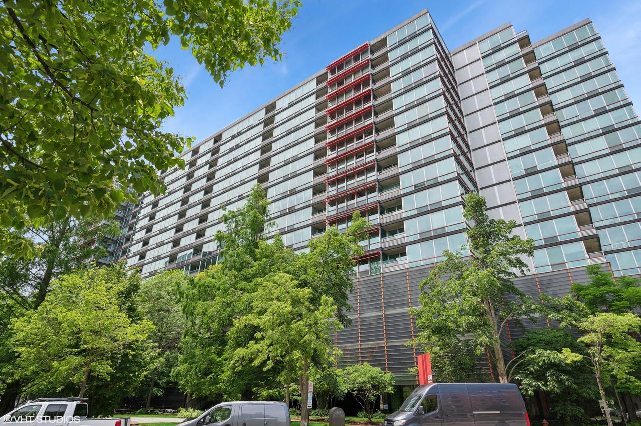 800 Elgin Rd. #1406, Evanston, IL 60201