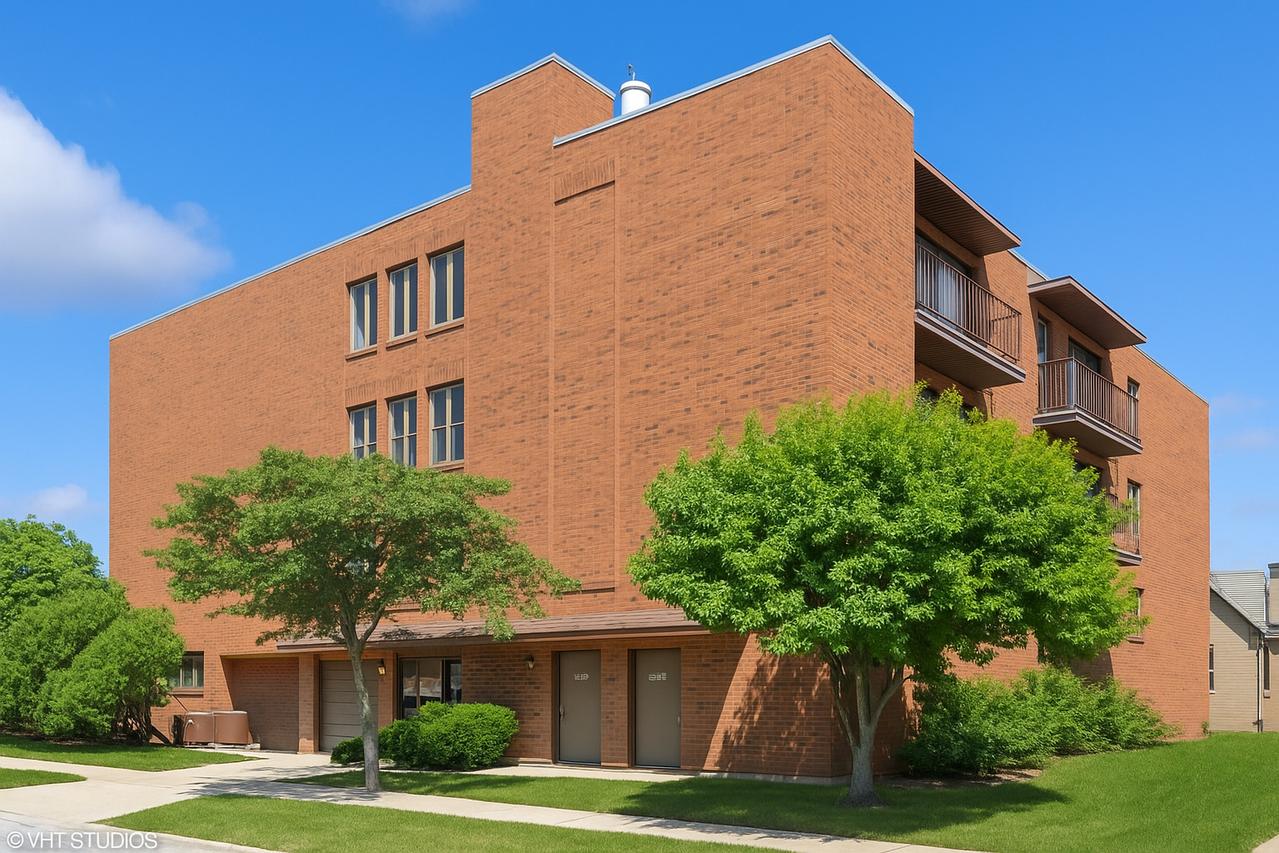 1302 E Washington St. #C1, Des Plaines, IL 60016