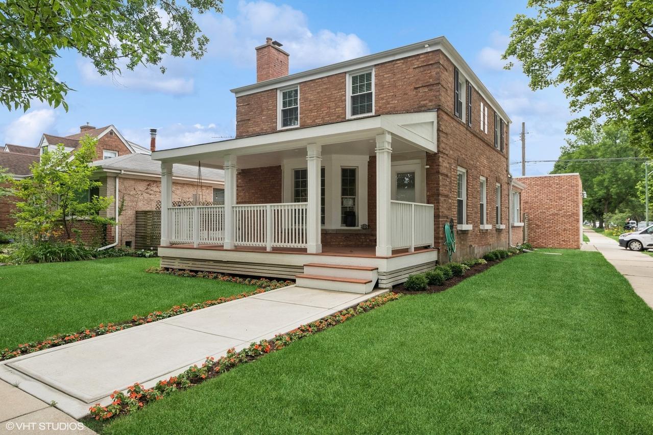 5320 N Oriole Ave., Chicago, IL 60656