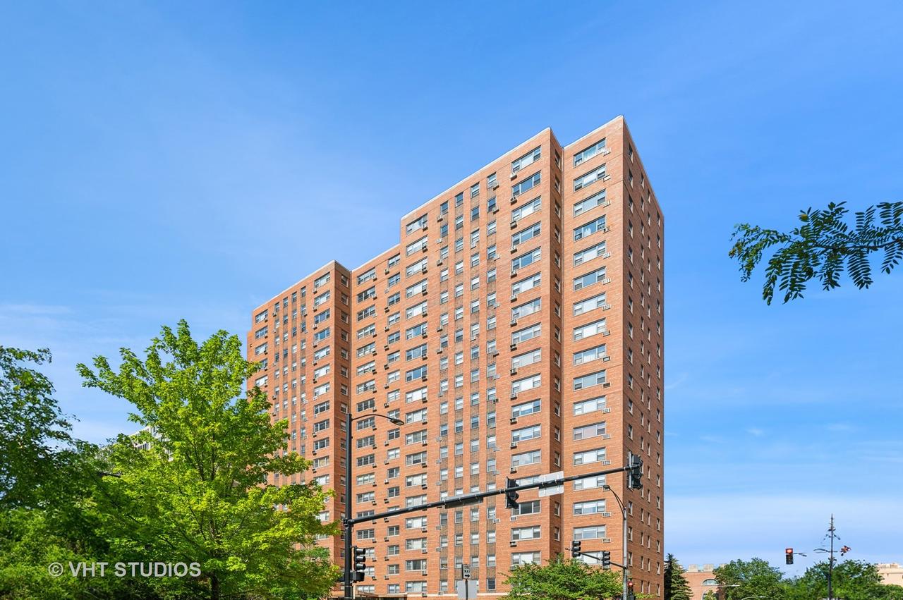 2909 N Sheridan Rd. #1309, Chicago, IL 60657
