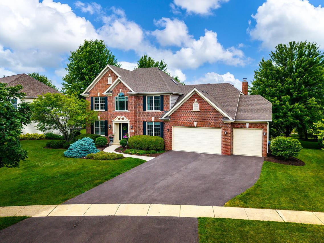 912 Harbor Town Ct., Geneva, IL 60134
