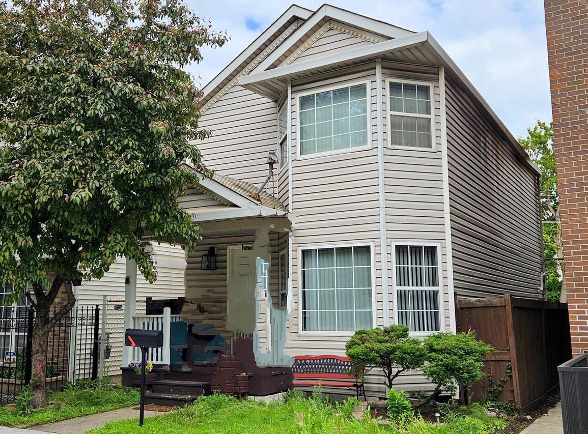 1703 S Ruble St., Chicago, IL 60616