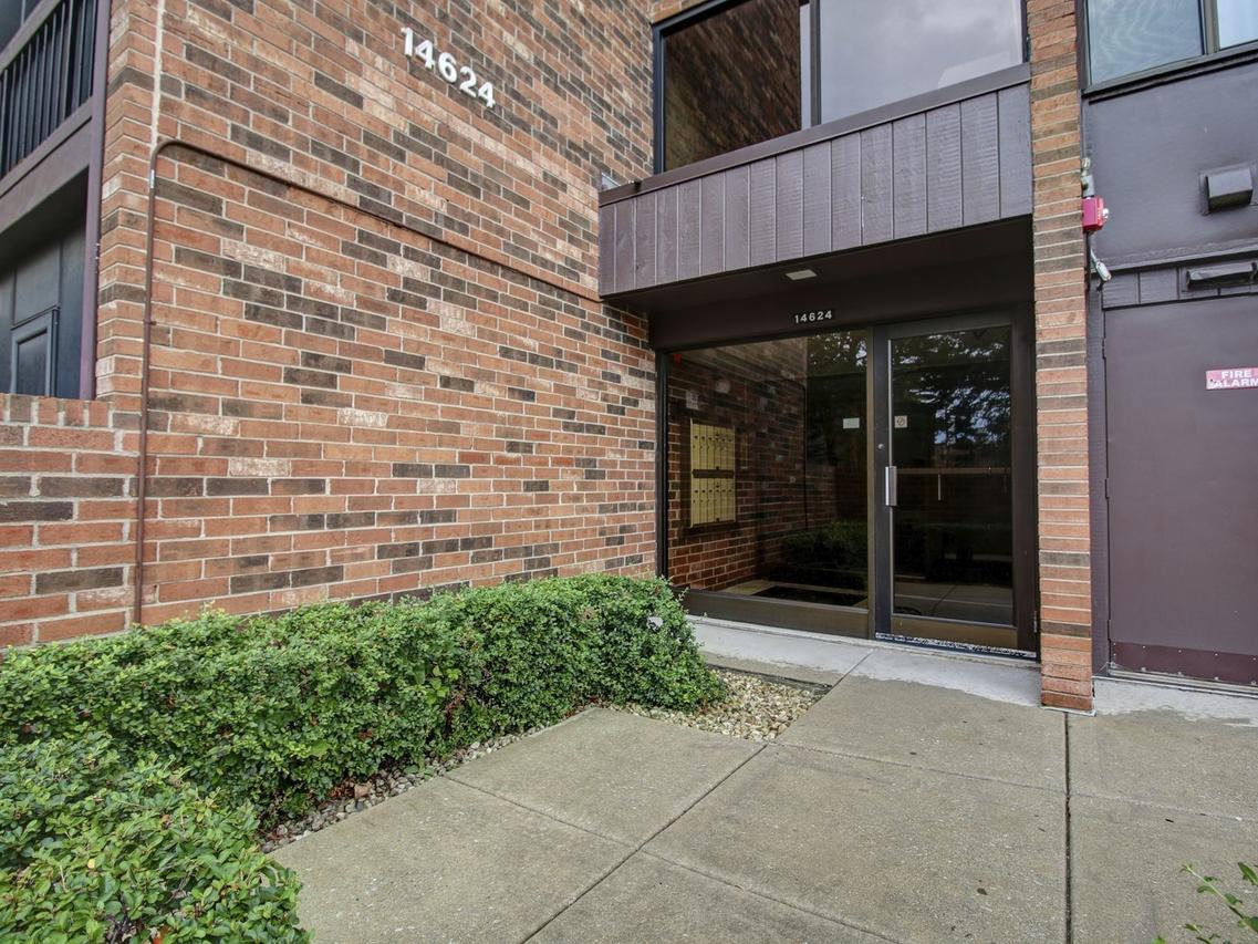 14624 Scarborough Ct. #G-1, Oak Forest, IL 60452