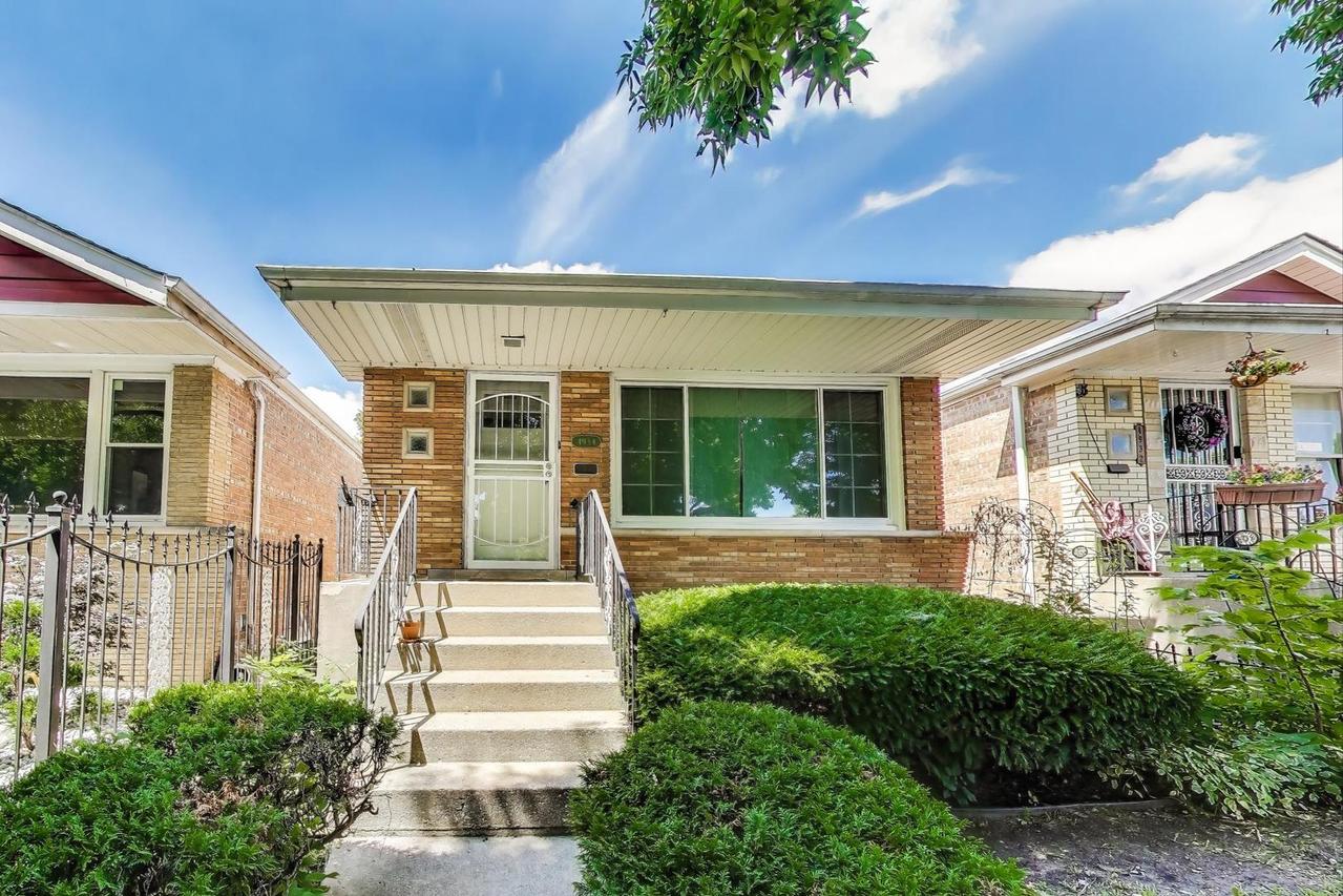 4934 S Artesian Ave., Chicago, IL 60632