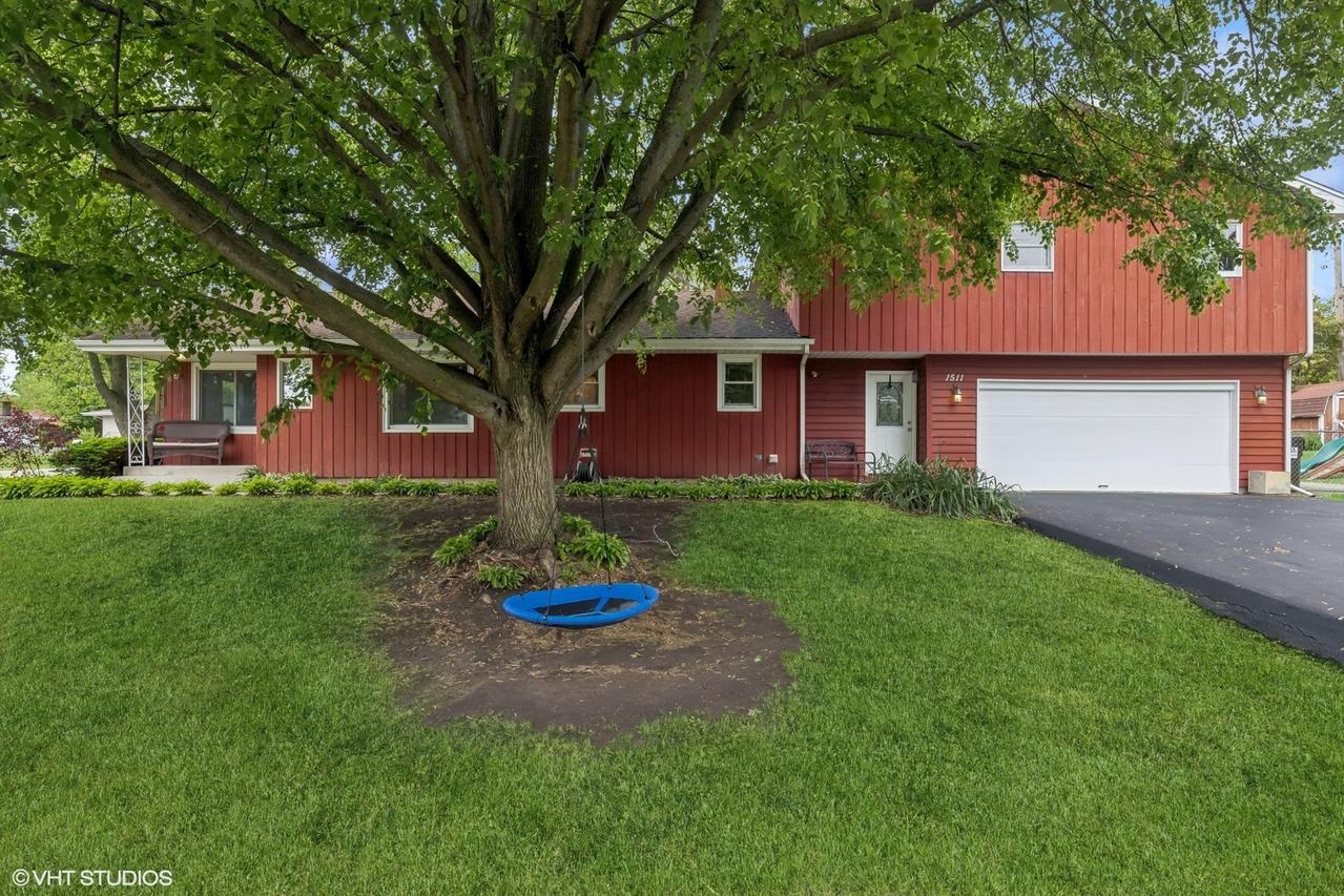 1511 Lakeland Ave., Mchenry, IL 60050