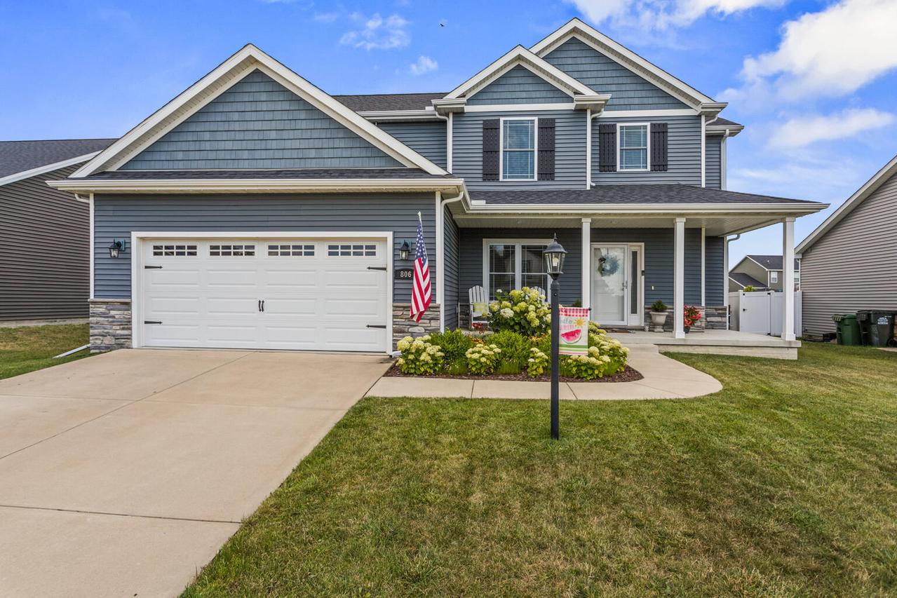 806 Cole Ln., Mahomet, IL 61853