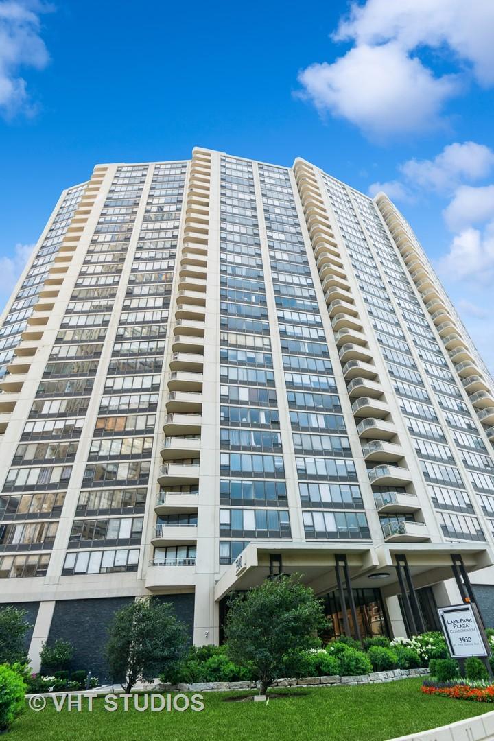 3930 N Pine Grove Ave. #506, Chicago, IL 60613