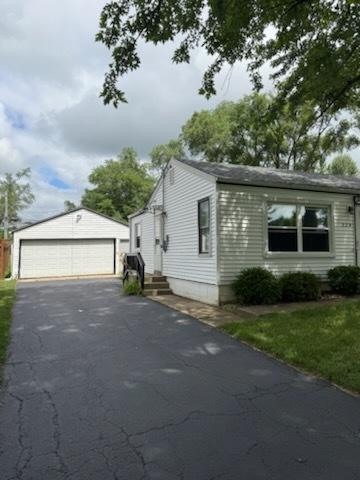 324 Elmwood Ln., Antioch, IL 60002