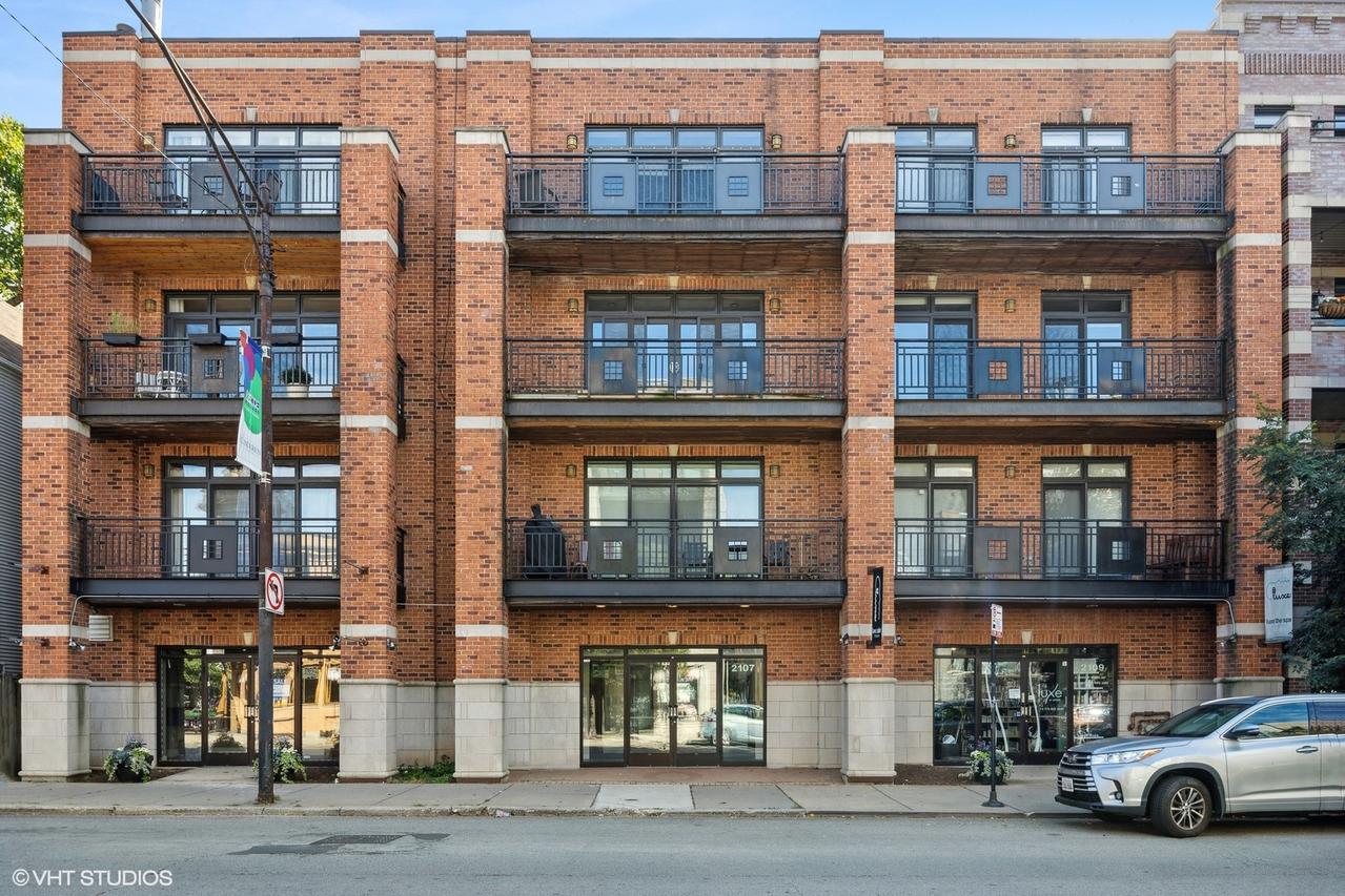 2107 W Belmont Ave. #2C, Chicago, IL 60618