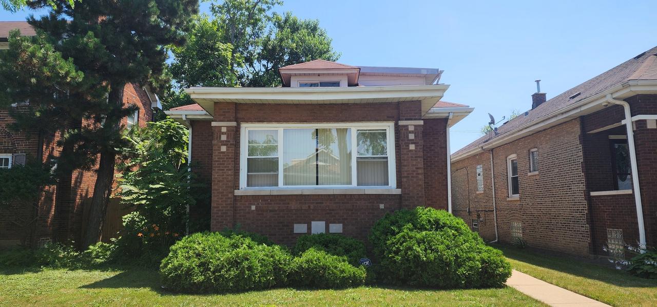 9325 S Loomis St., Chicago, IL 60620