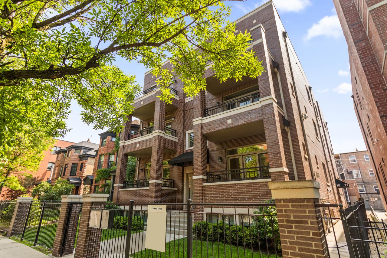 4133 N Kenmore Ave. #1E, Chicago, IL 60613