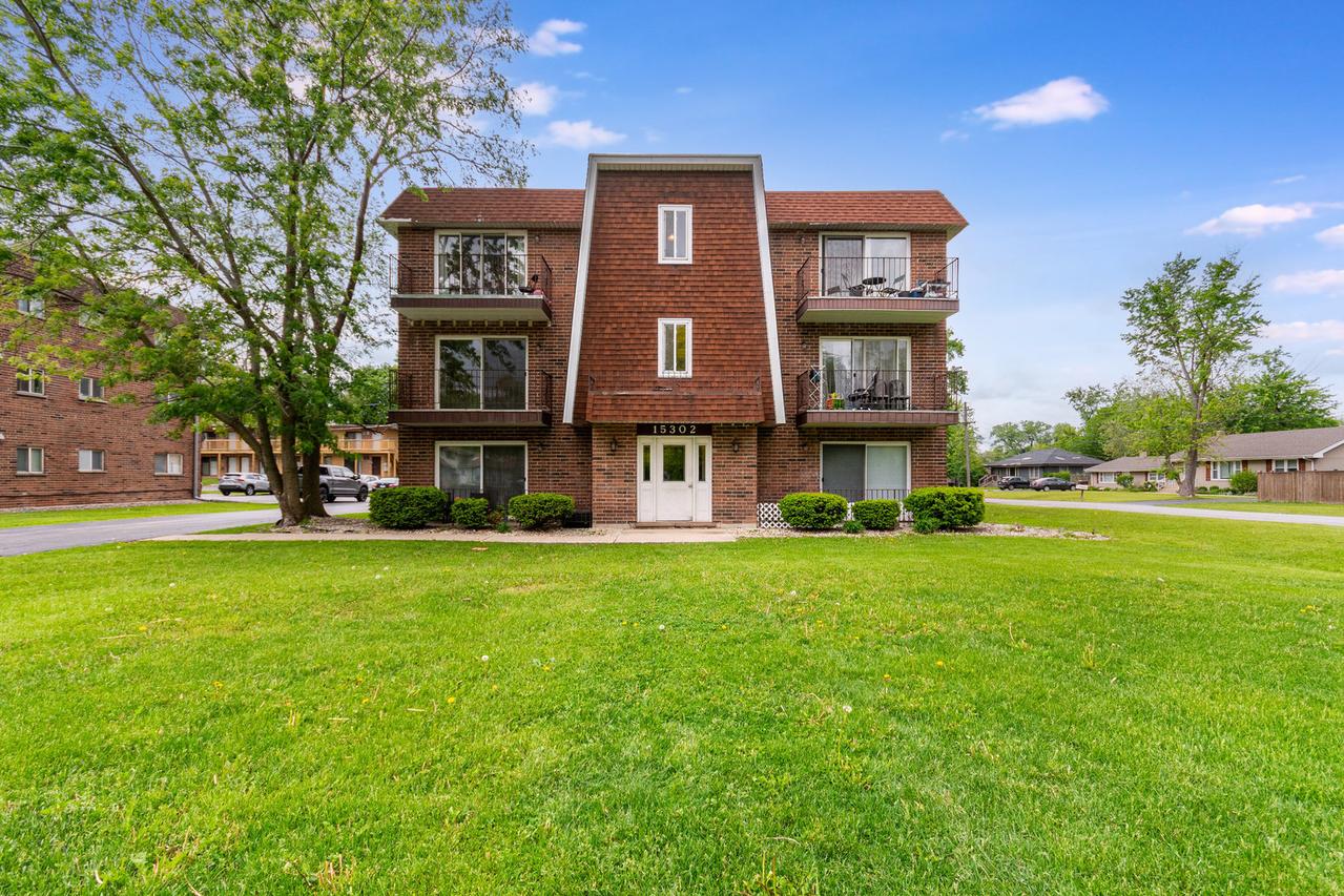 15302 Kenton Ave. #3, Oak Forest, IL 60452