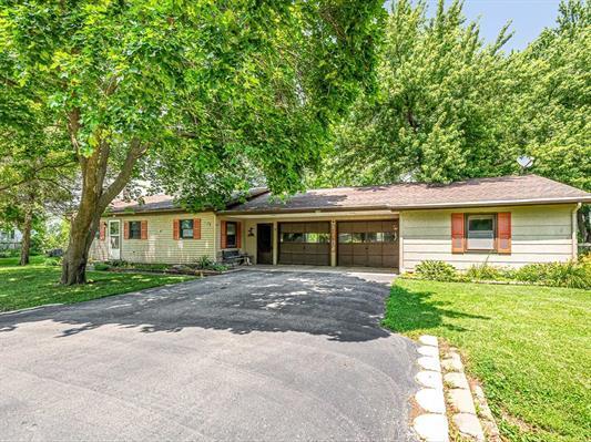 308 E Washington St., Durand, IL 61024