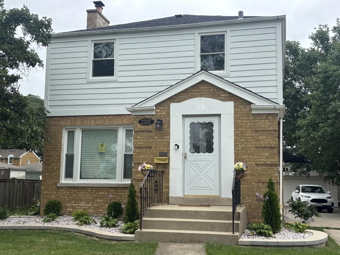 2337 Kensington Ave., Westchester, IL 60154