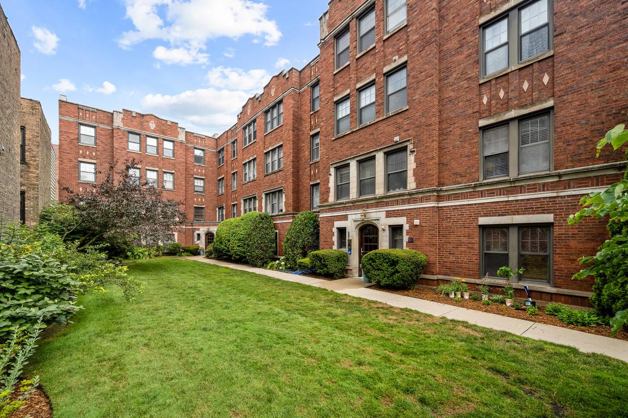 2314 Sherman Ave. #3C, Evanston, IL 60201