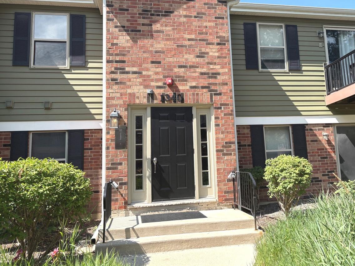 1340 Mc Dowell Rd. #104, Naperville, IL 60563