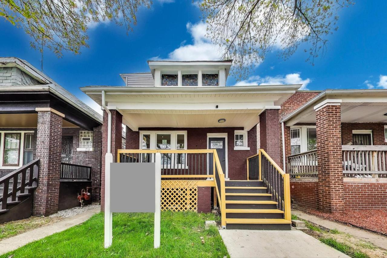 7716 S Rhodes Ave., Chicago, IL 60619