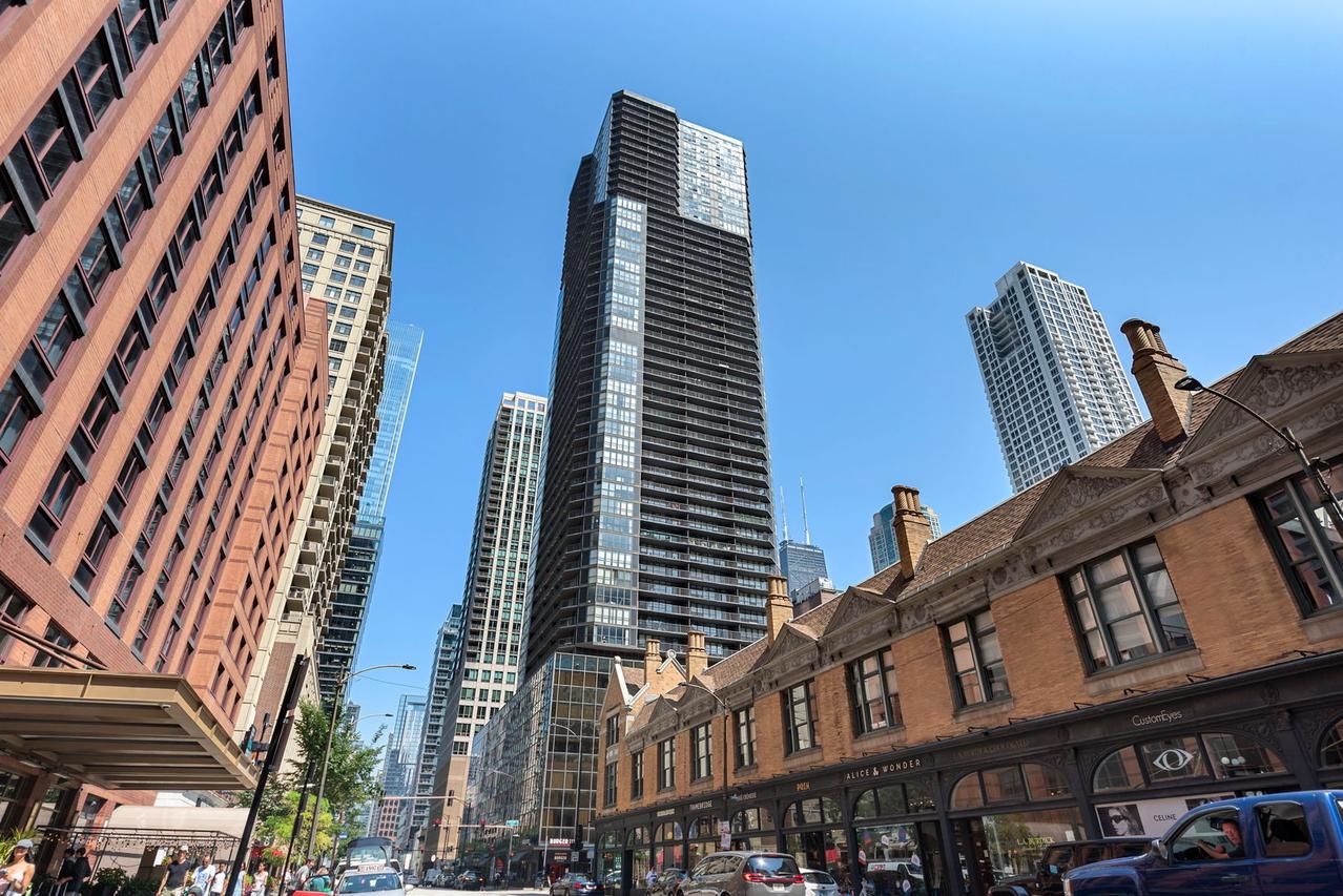 10 E Ontario St. #4501, Chicago, IL 60611