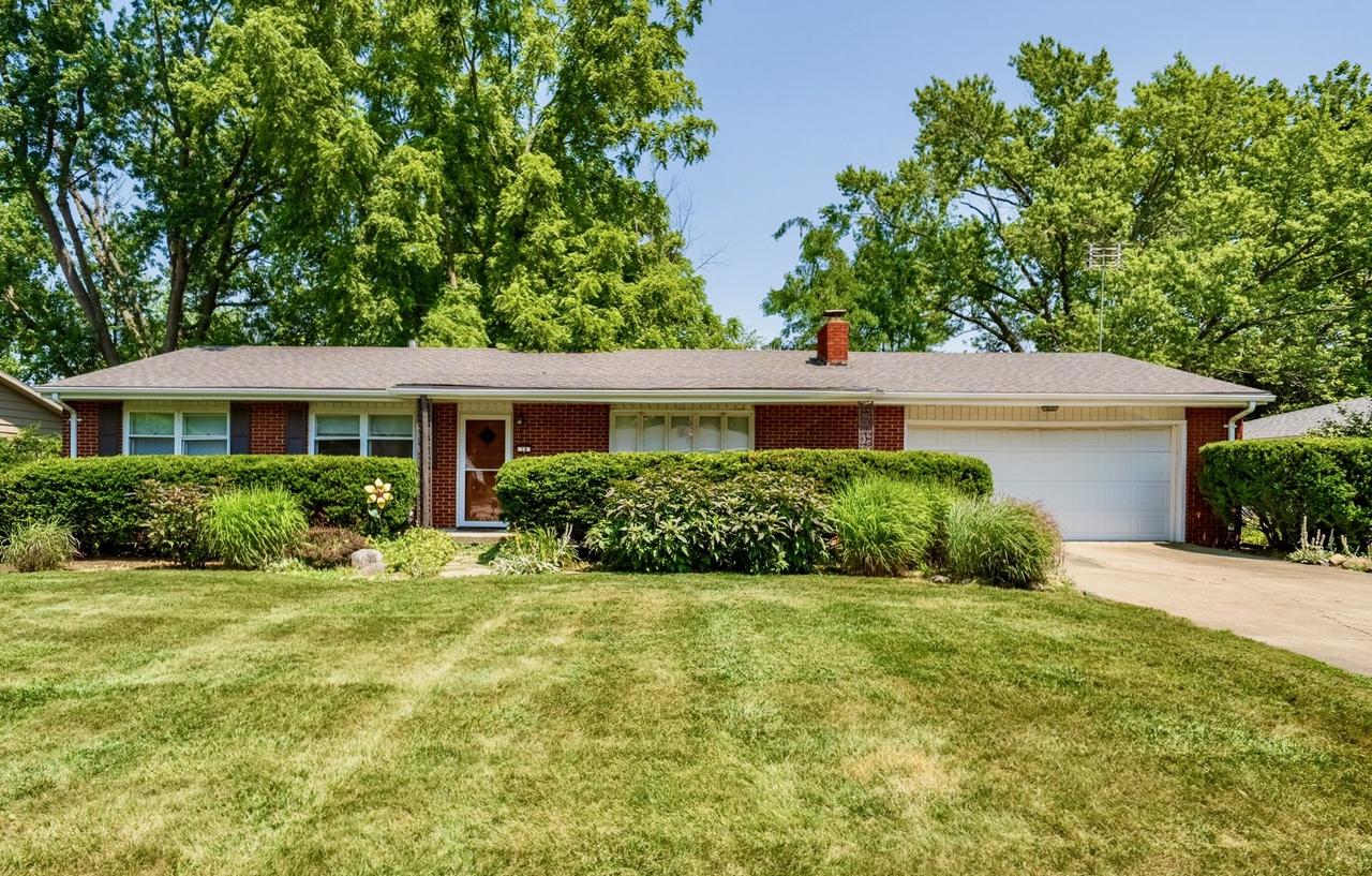 14 Grandview Dr., Normal, IL 61761
