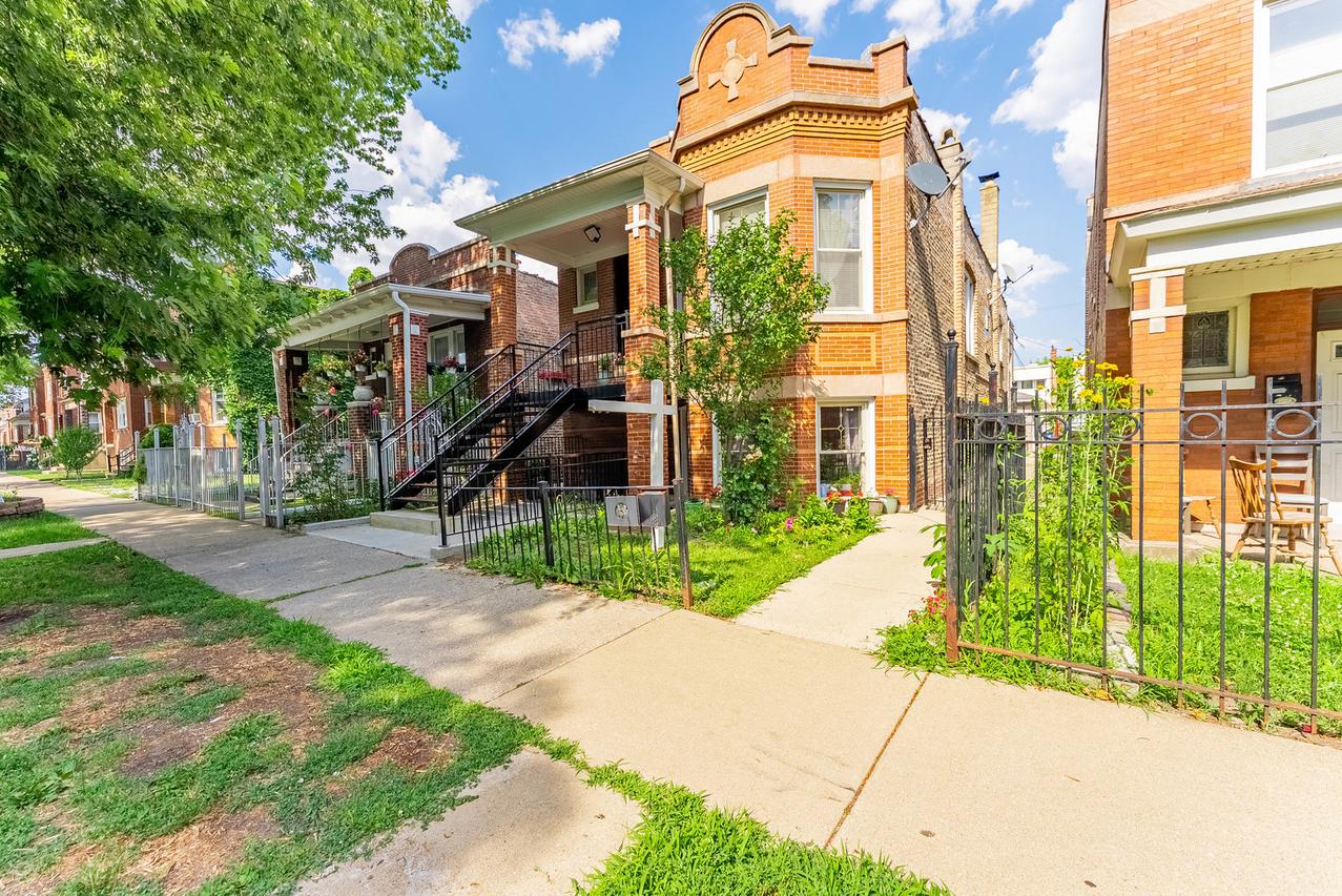 1843 S 57th Ct., Cicero, IL 60804