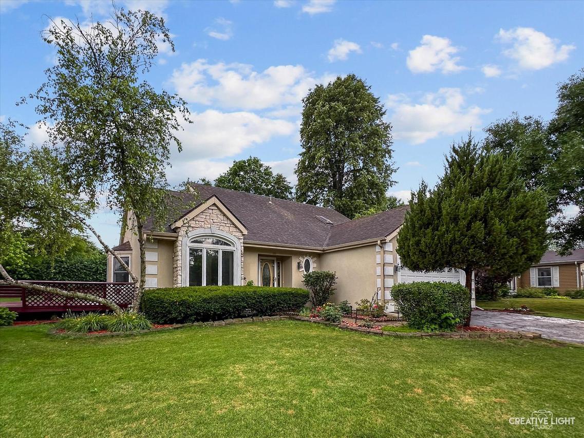 116 Pipers Dr., Bartlett, IL 60103