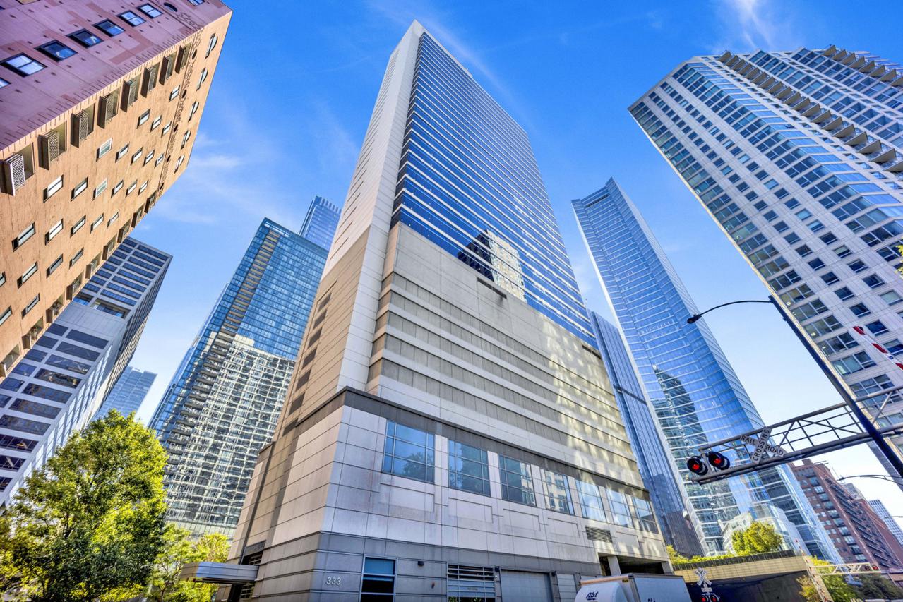 333 N Canal St. #2201, Chicago, IL 60606