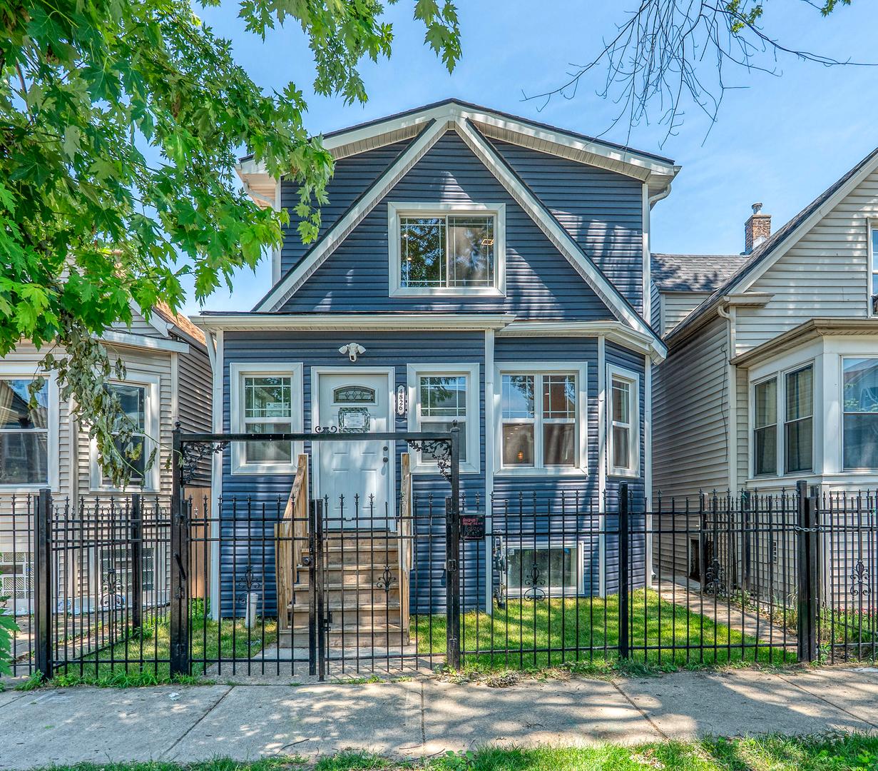 4826 W Potomac Ave., Chicago, IL 60651