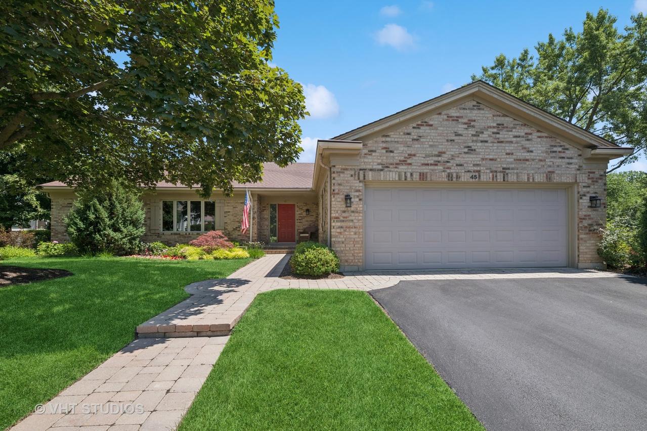 45 Ravenscraig Ln., Inverness, IL 60067