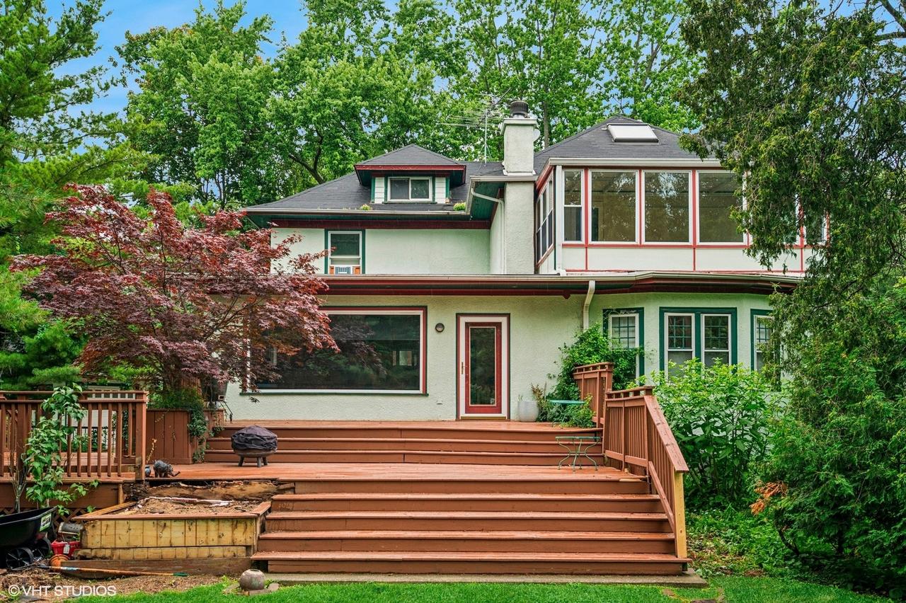 311 3rd St., Wilmette, IL 60091
