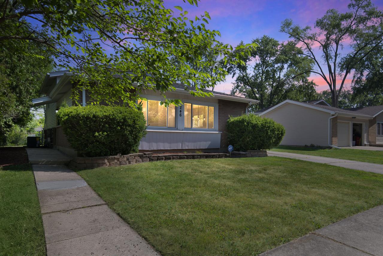 246 Gentry St., Park Forest, IL 60466