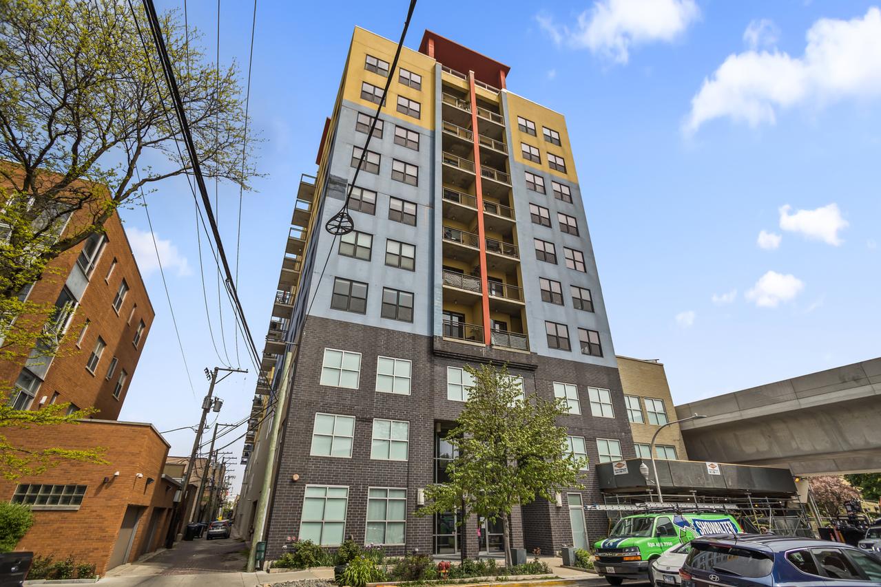 1122 W Catalpa Ave. #706, Chicago, IL 60640