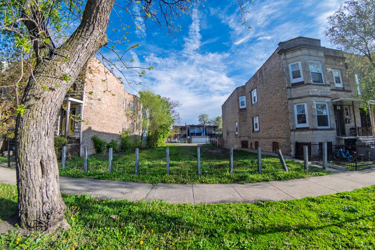 3135 W Flournoy St., Chicago, IL 60644